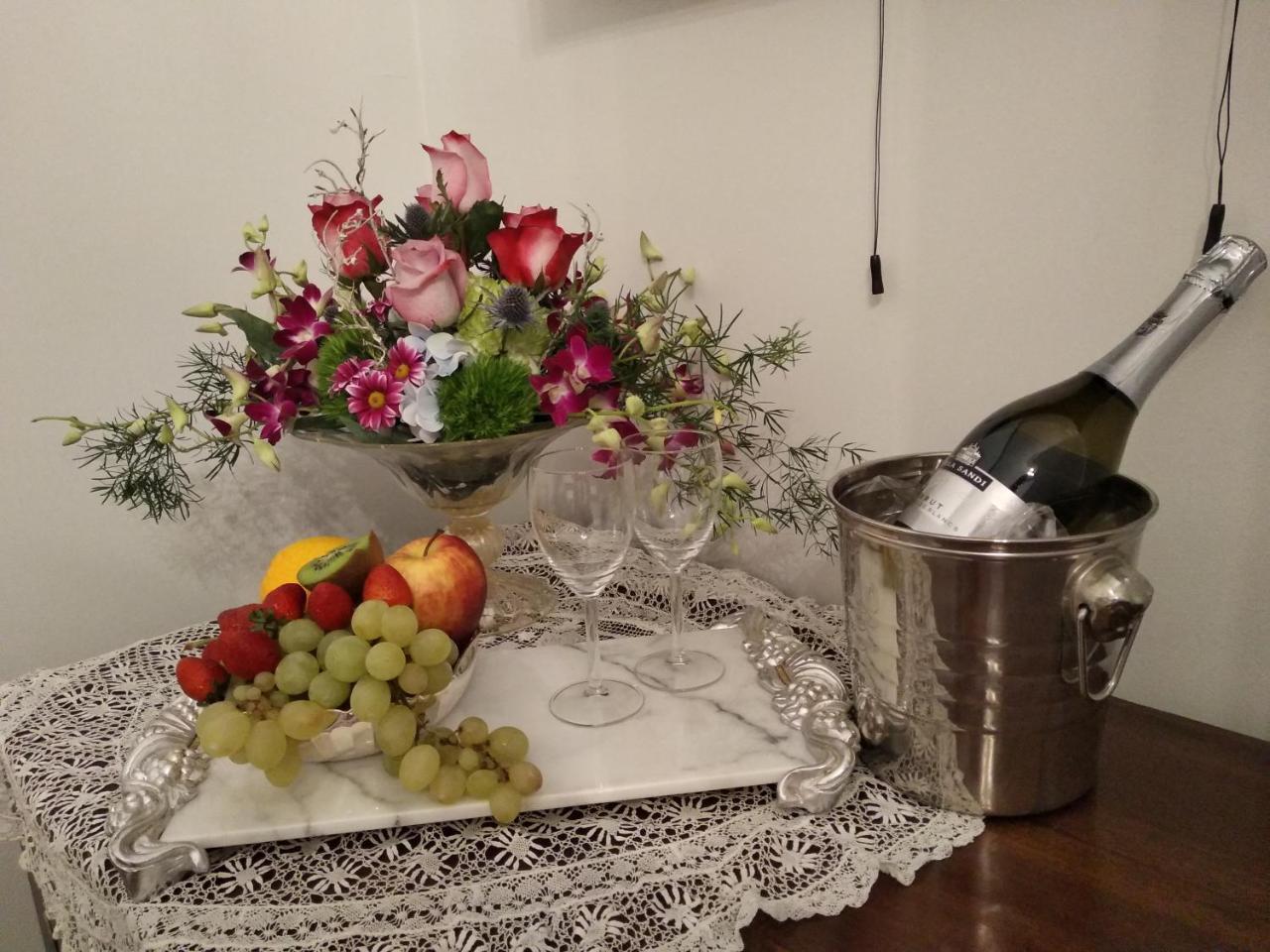 B&B "La Bottega D'Arte" Καρράρα Εξωτερικό φωτογραφία
