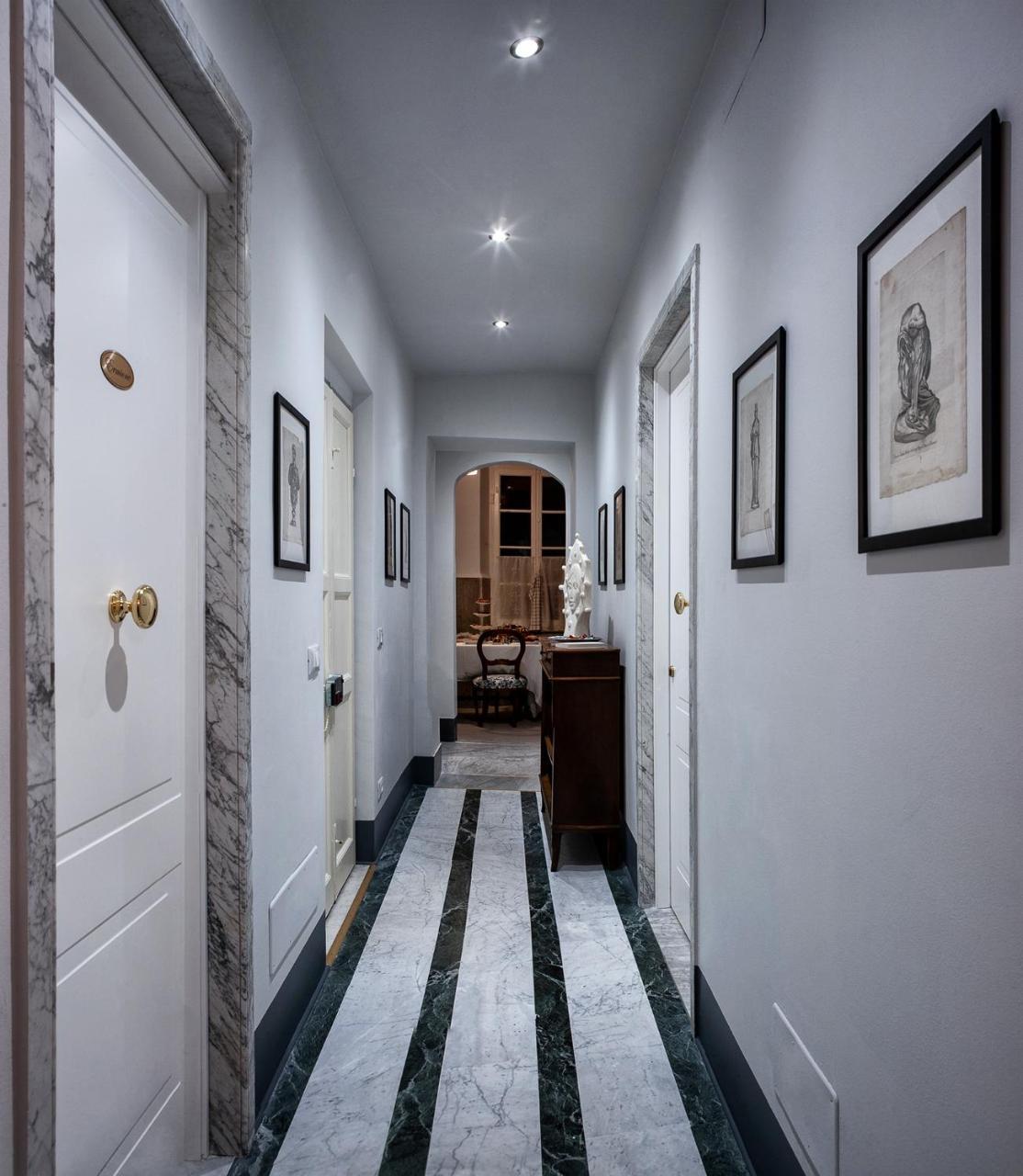 B&B "La Bottega D'Arte" Καρράρα Εξωτερικό φωτογραφία
